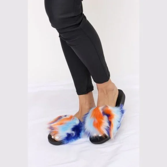 Plush Open-Toe Lounge Sandals (New) - Picture 5 of 7